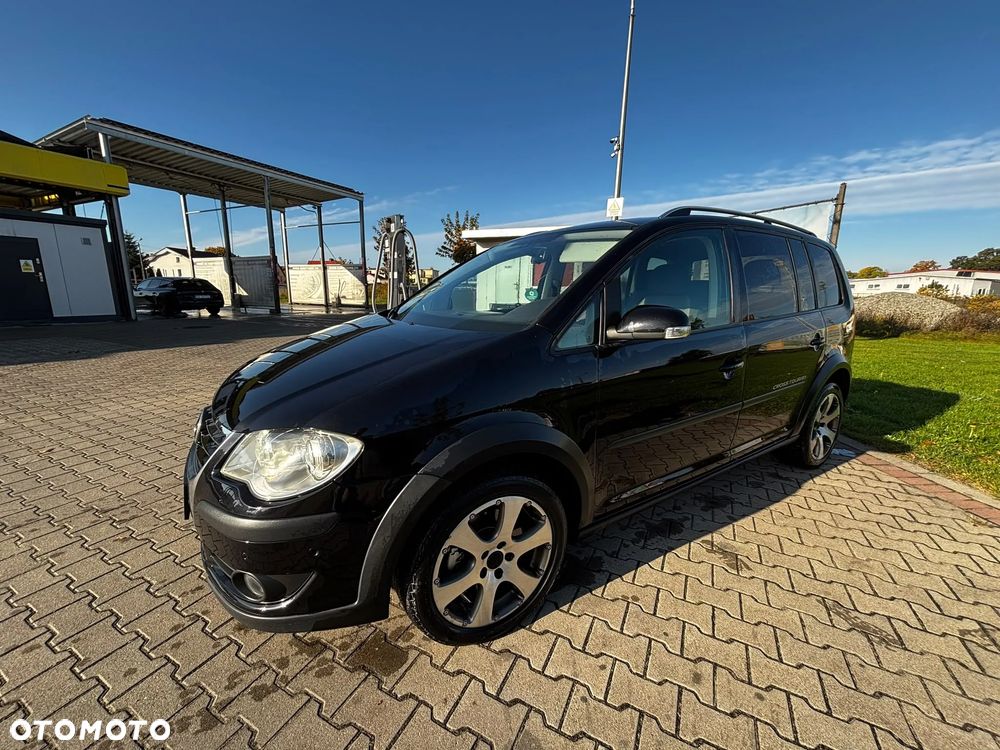 Volkswagen Touran 2007 photo 2