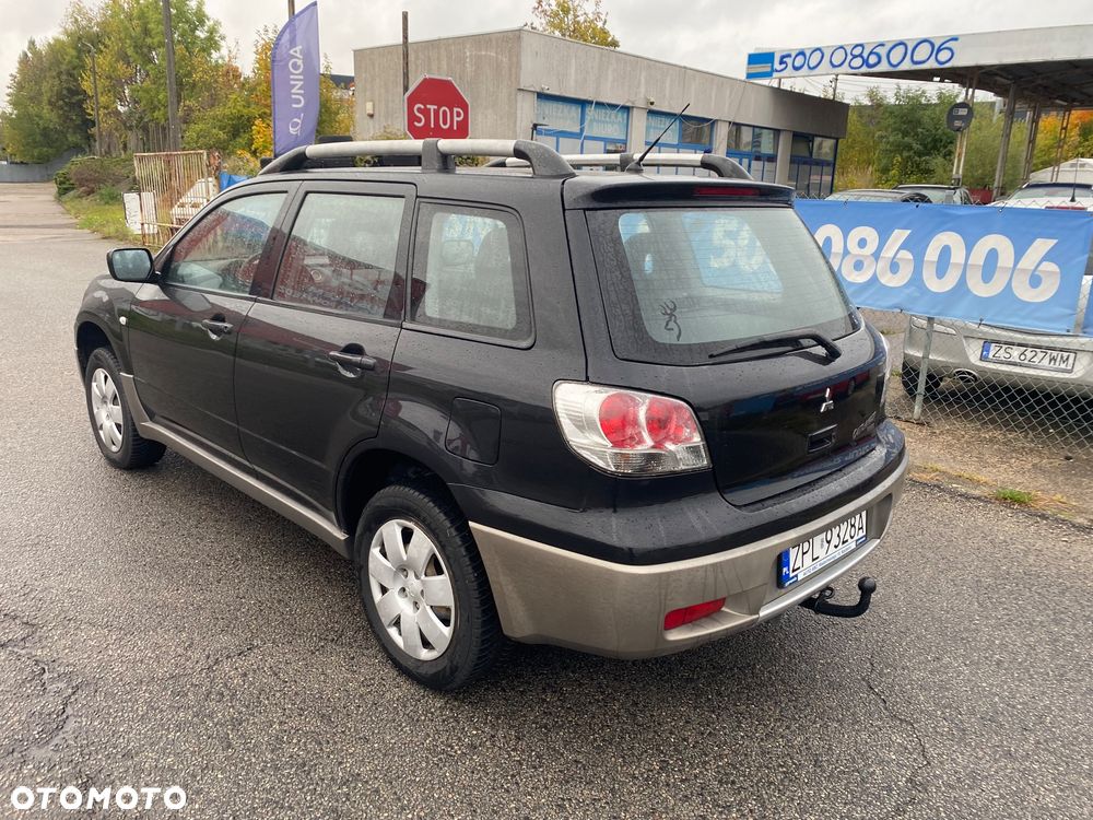 Mitsubishi Outlander 2.0 Comfort 4WD - 15
