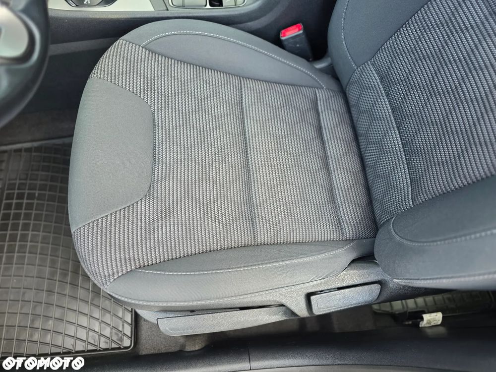 Kia Niro 1.6 GDI Hybrid Business Line - 22