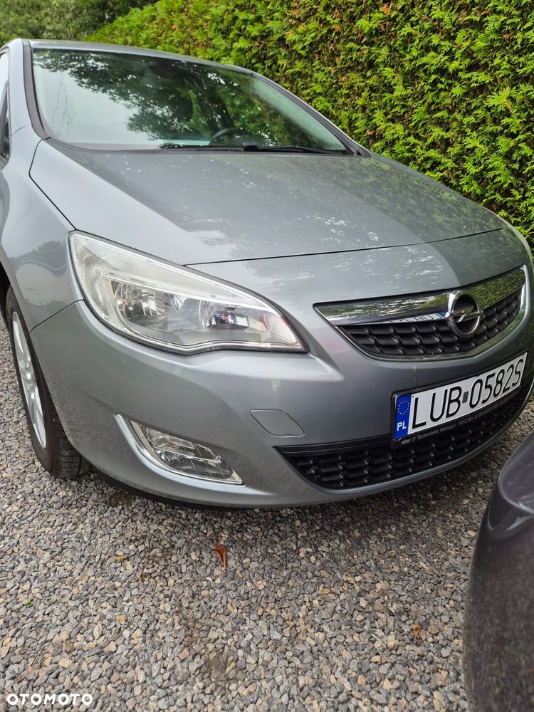 Opel Astra - 2
