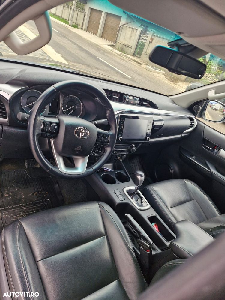 Toyota Hilux 2.8D 204CP 4x4 Double Cab AT Executive - 13