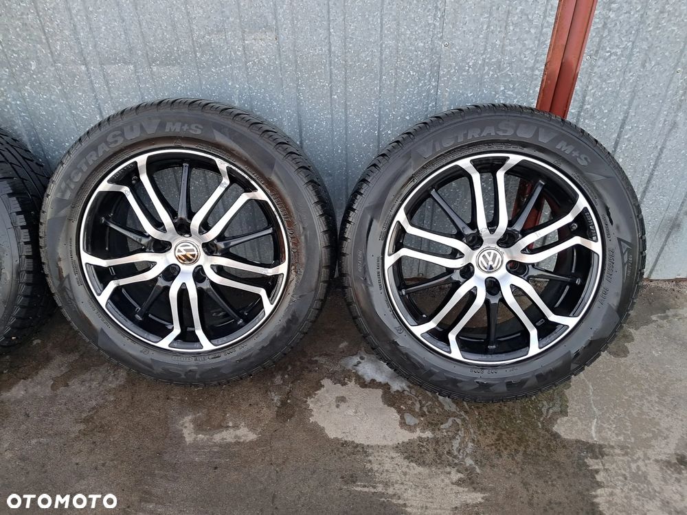Volkswagen T5 T6 felgi aluminiowe 17 BROCK et 35 z oponami zimowymi - 2
