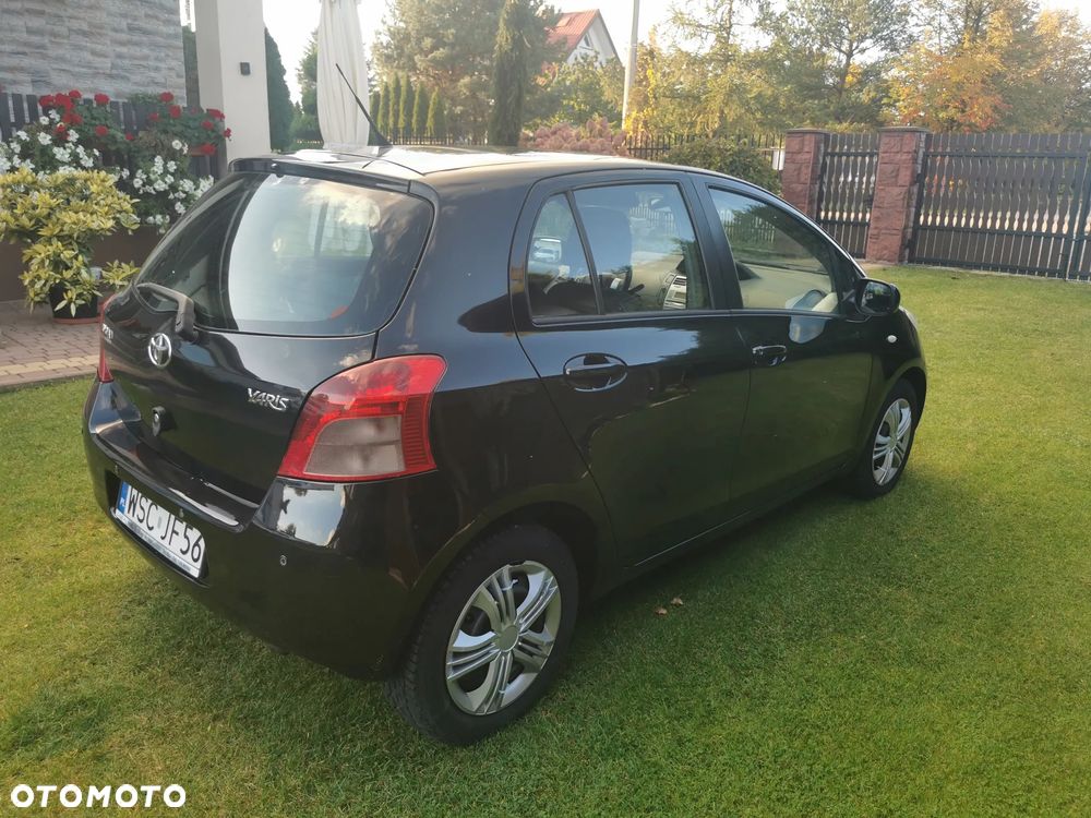 Toyota Yaris - 5