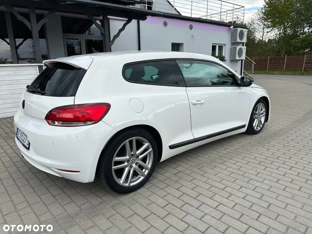 Volkswagen Scirocco 2.0 TSI - 11