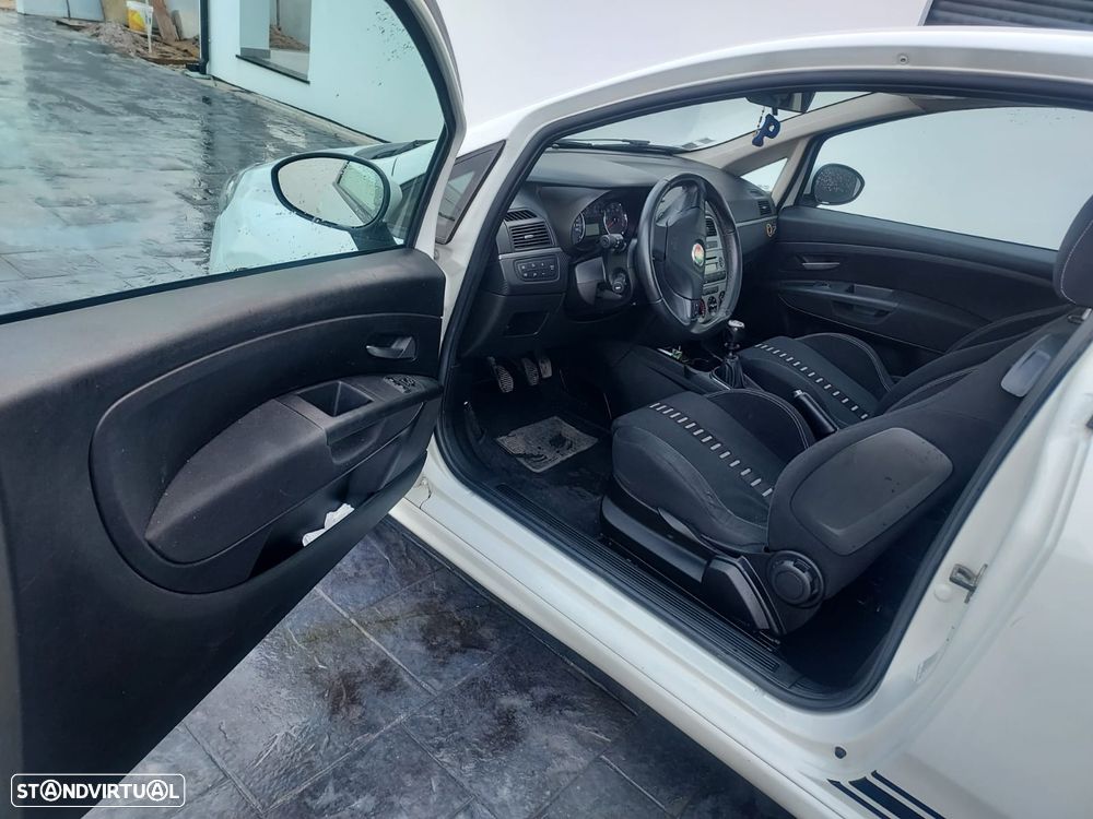 Fiat Grande Punto 1.3 M-Jet Sport - 9