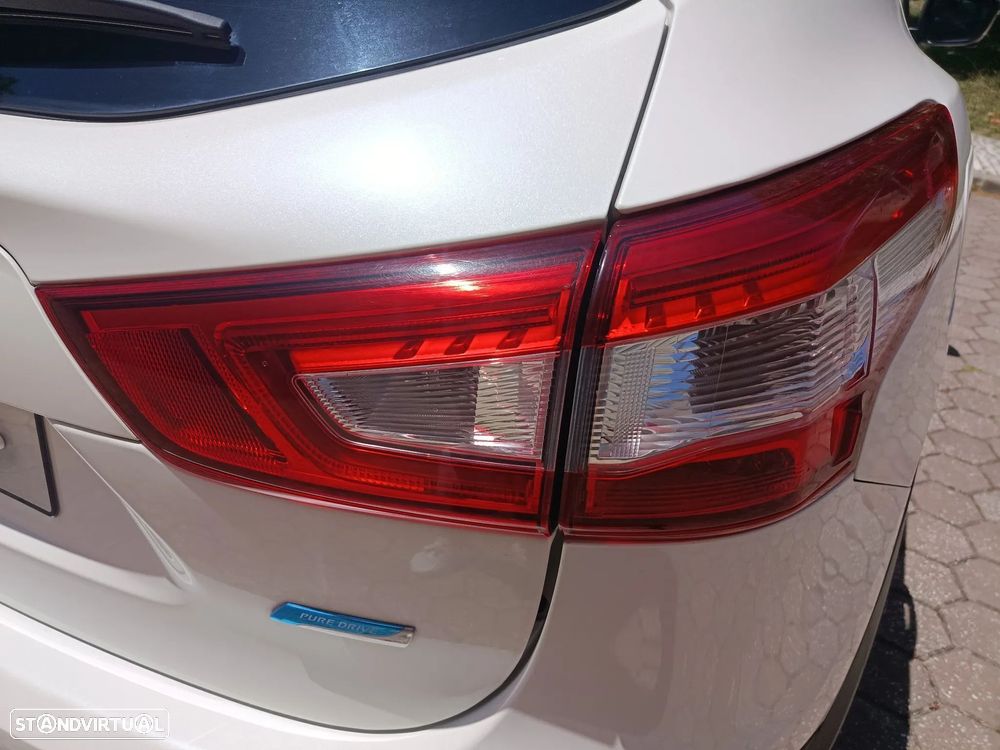 Nissan Qashqai 1.5 dCi N-Connecta - 8