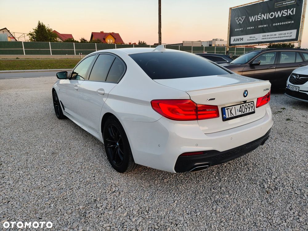BMW Seria 5 520d xDrive MHEV Sport Line sport - 8
