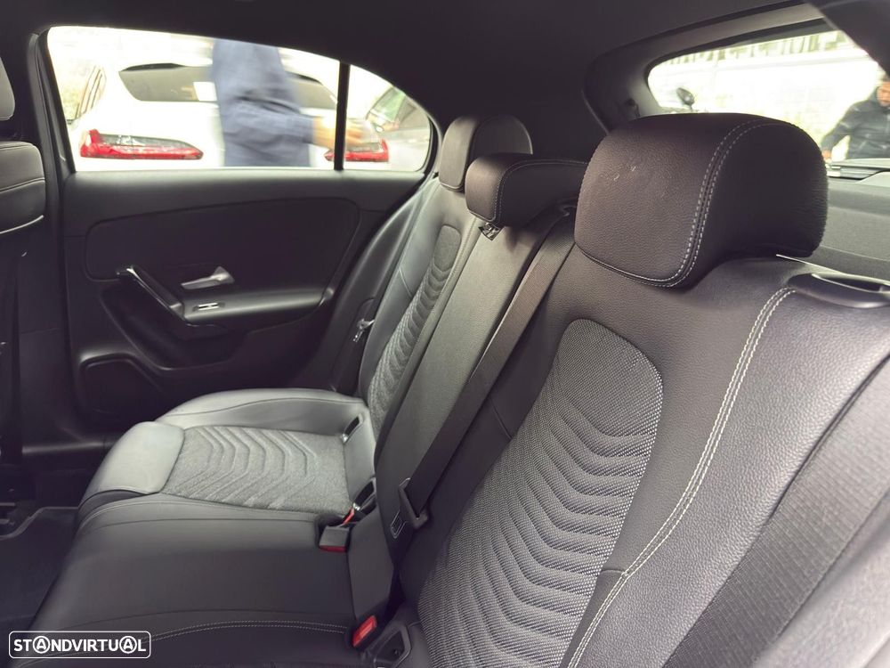 Mercedes-Benz A 180 d Progressive Aut. - 32