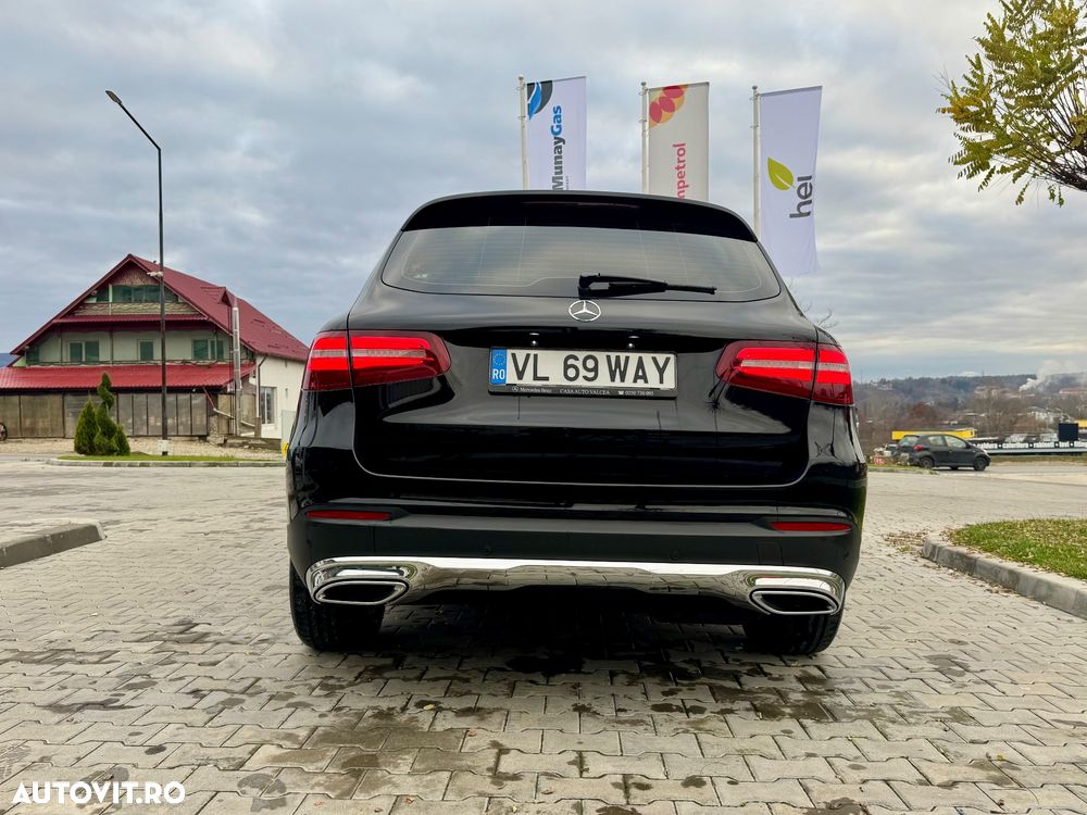 Mercedes-Benz GLC - 26