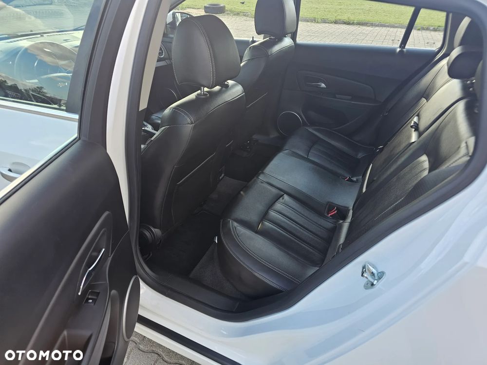 Chevrolet Cruze - 11