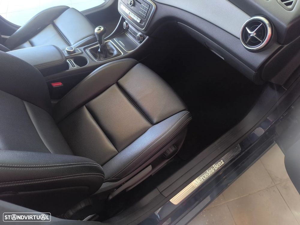 Mercedes-Benz CLA 180 - 13