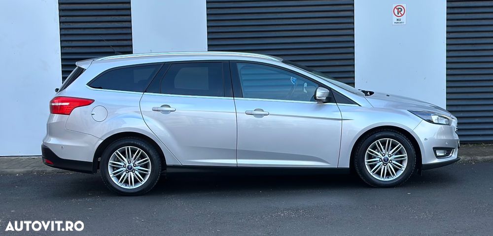 Ford Focus Turnier 1.5 TDCi DPF Start-Stopp-System Titanium - 14