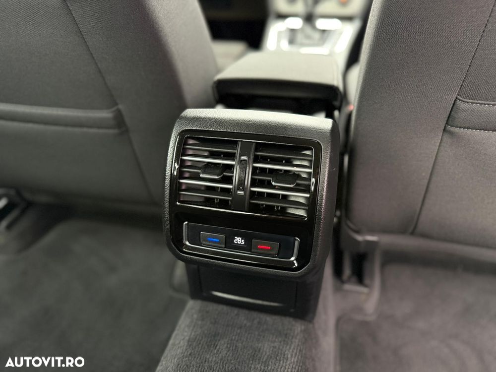 Volkswagen Passat 2.0 TDI DSG Comfortline - 27