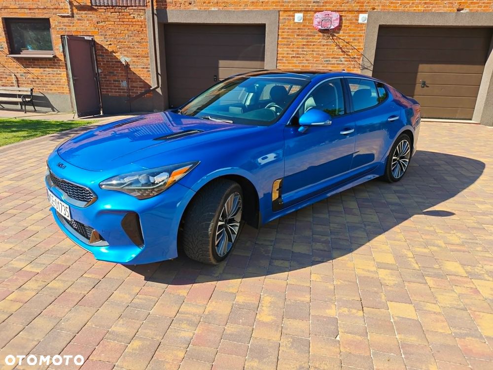 Kia Stinger - 1