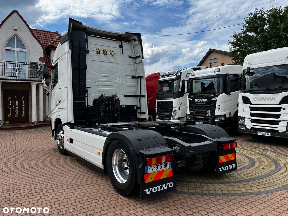 Volvo FH 460 VIN : ** MB32**  PRODUKCJA 11/2020 SPROWADZONE Z FRANCJI SERWISOWANE  DWA ZBIORNIKI PALIWA LODÓWKA ALU FELGI - 5