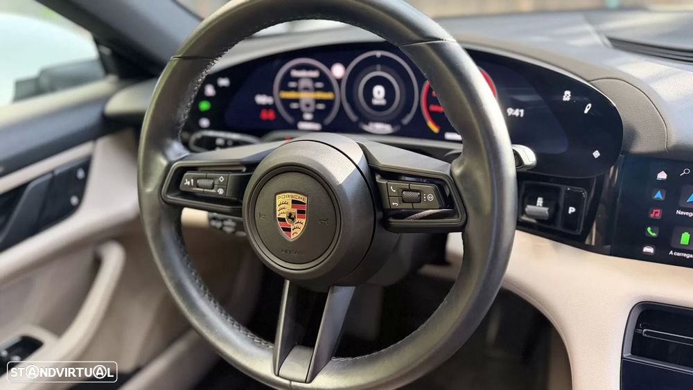 Porsche Taycan 4 - 21