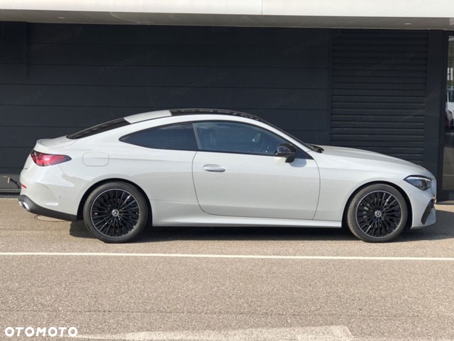 Mercedes-Benz CLE 300 mHEV 4-Matic AMG Line - 5