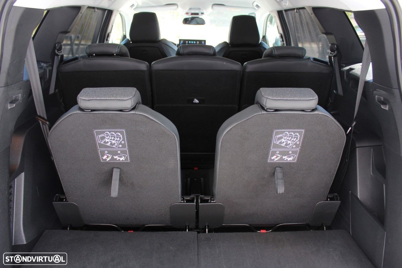 Peugeot 5008 1.5 BlueHDi Allure Pack EAT8 - 19