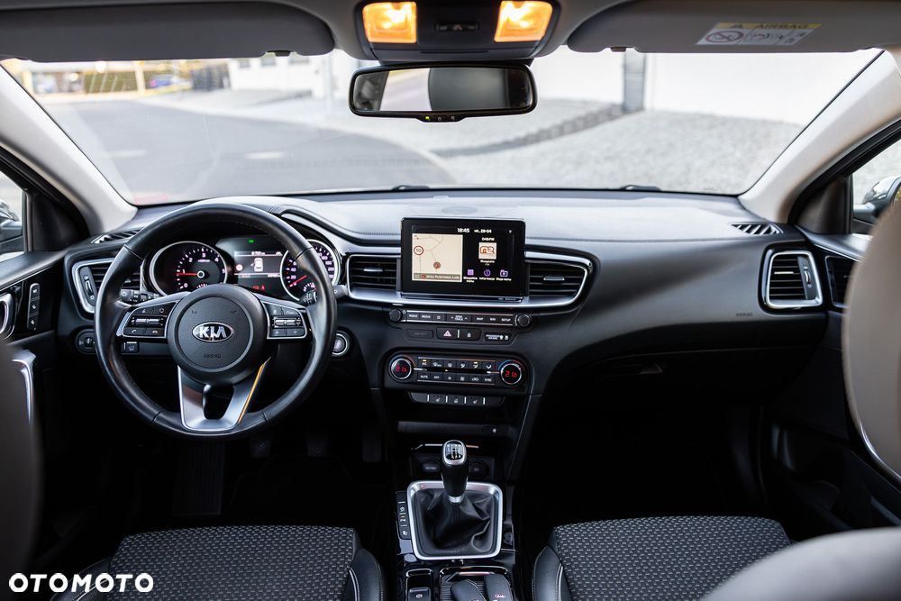 Kia Ceed 1.6 CRDi Platinum Edition - 31