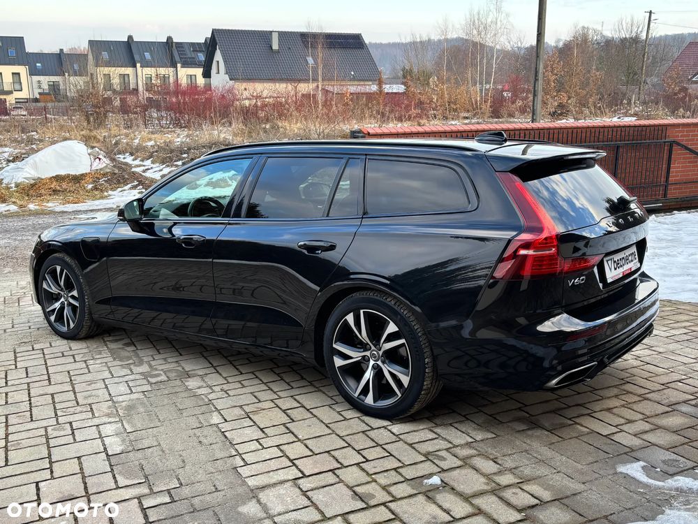 Volvo V60 T8 AWD Recharge Geartronic RDesign - 14