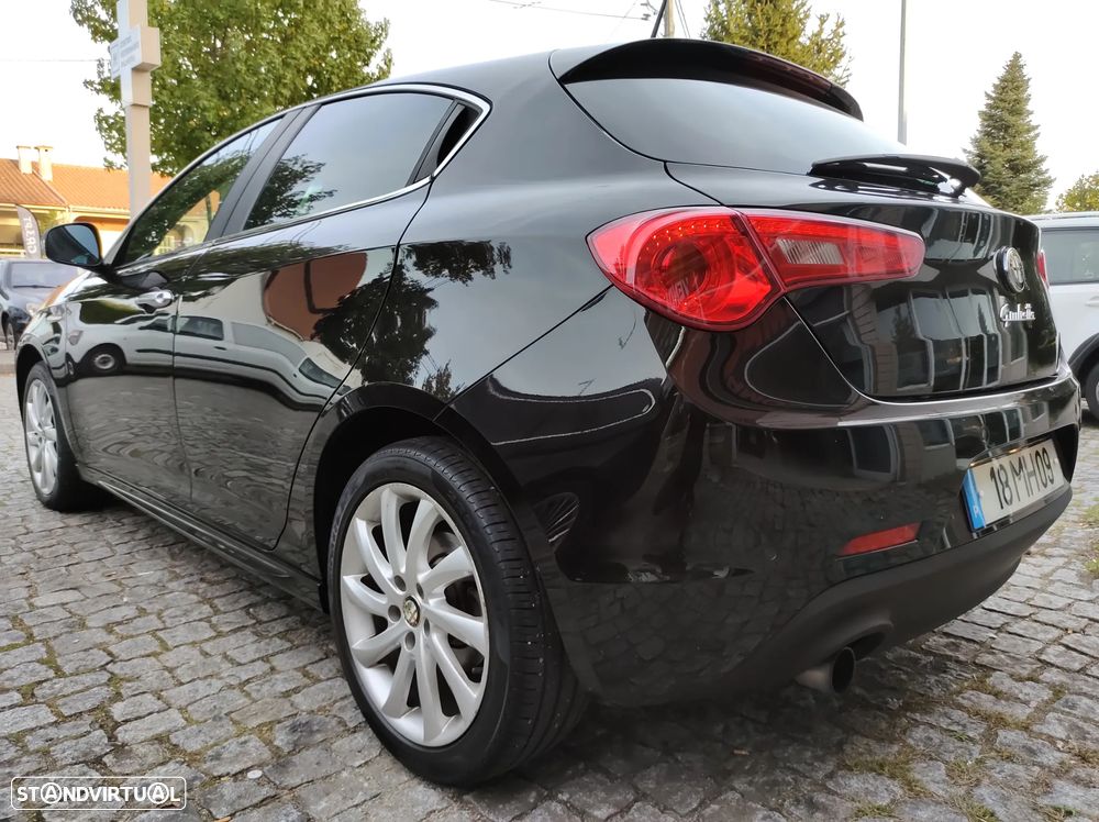 Alfa Romeo Giulietta 1.6 JTDm Distinctive - 7