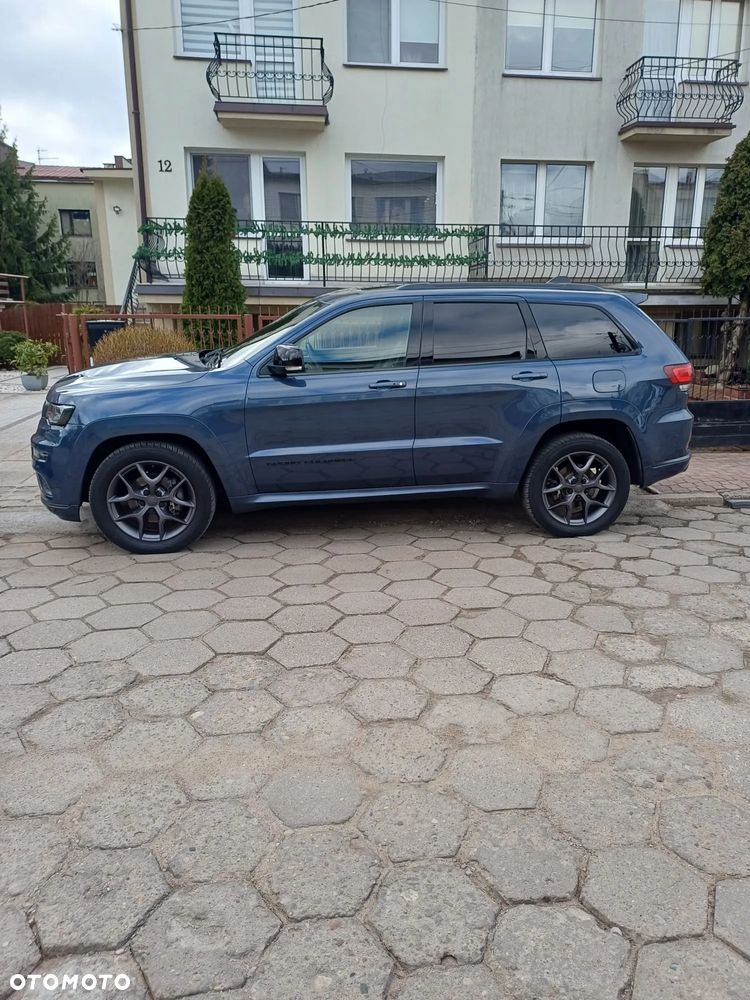 Jeep Grand Cherokee - 4