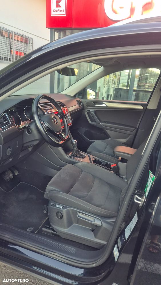 Volkswagen Tiguan - 3