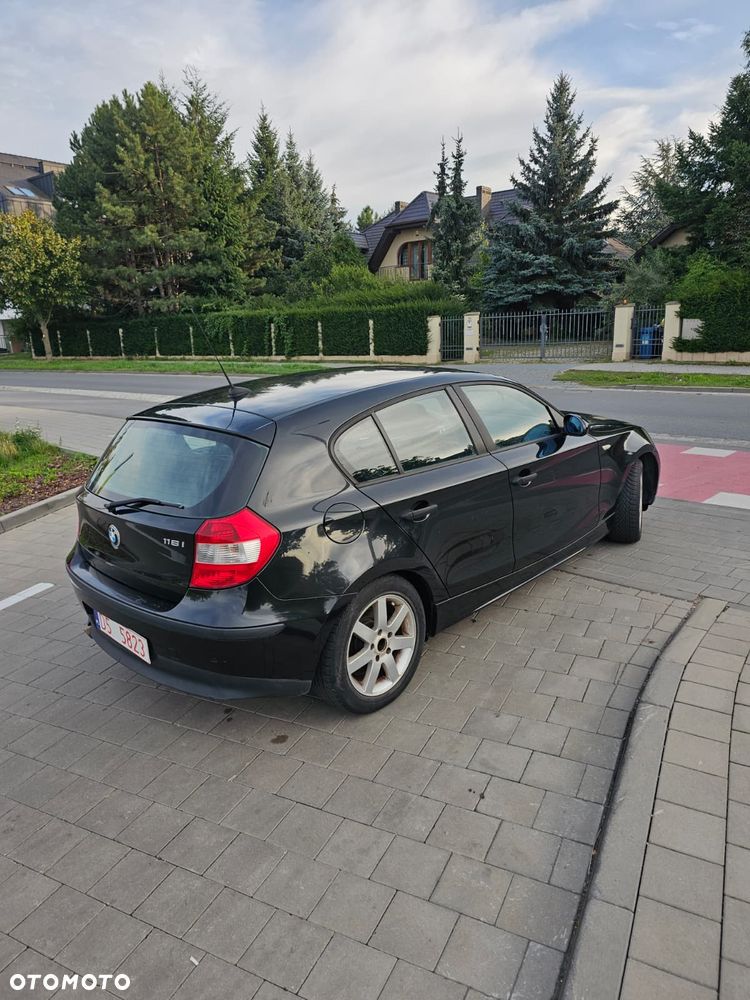 BMW Seria 1 116i - 1