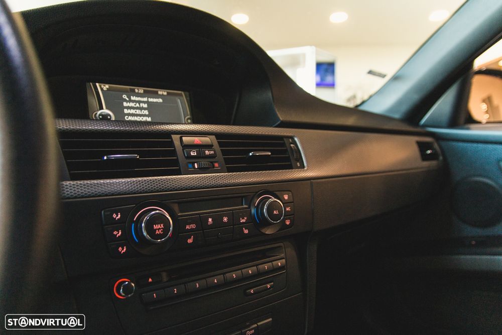 BMW 320 d Coupe Edição M - 9