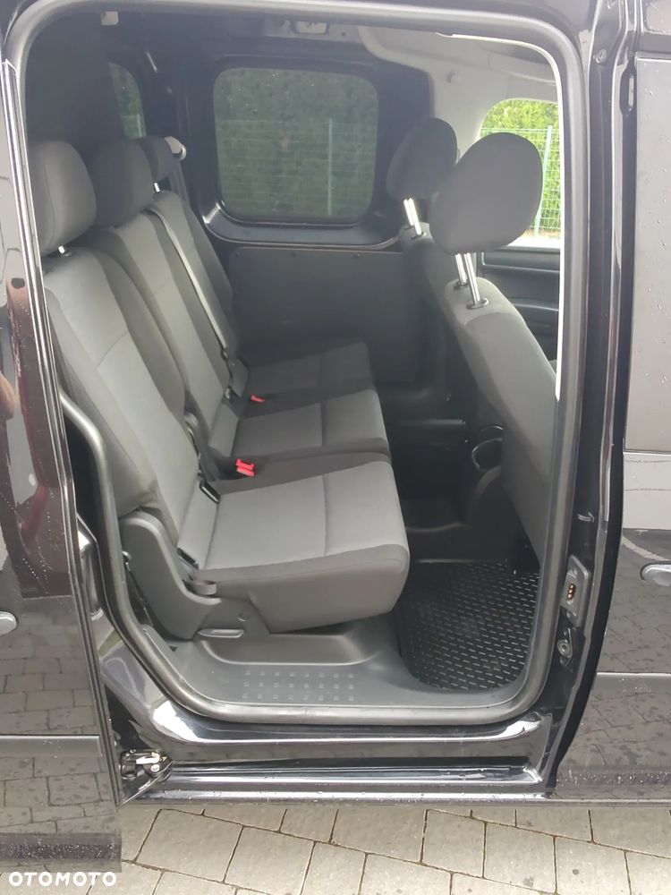Volkswagen Caddy Maxi 4Motion - 12