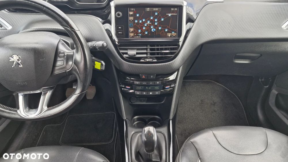 Peugeot 2008 1.6 e-HDi Allure S&S - 14