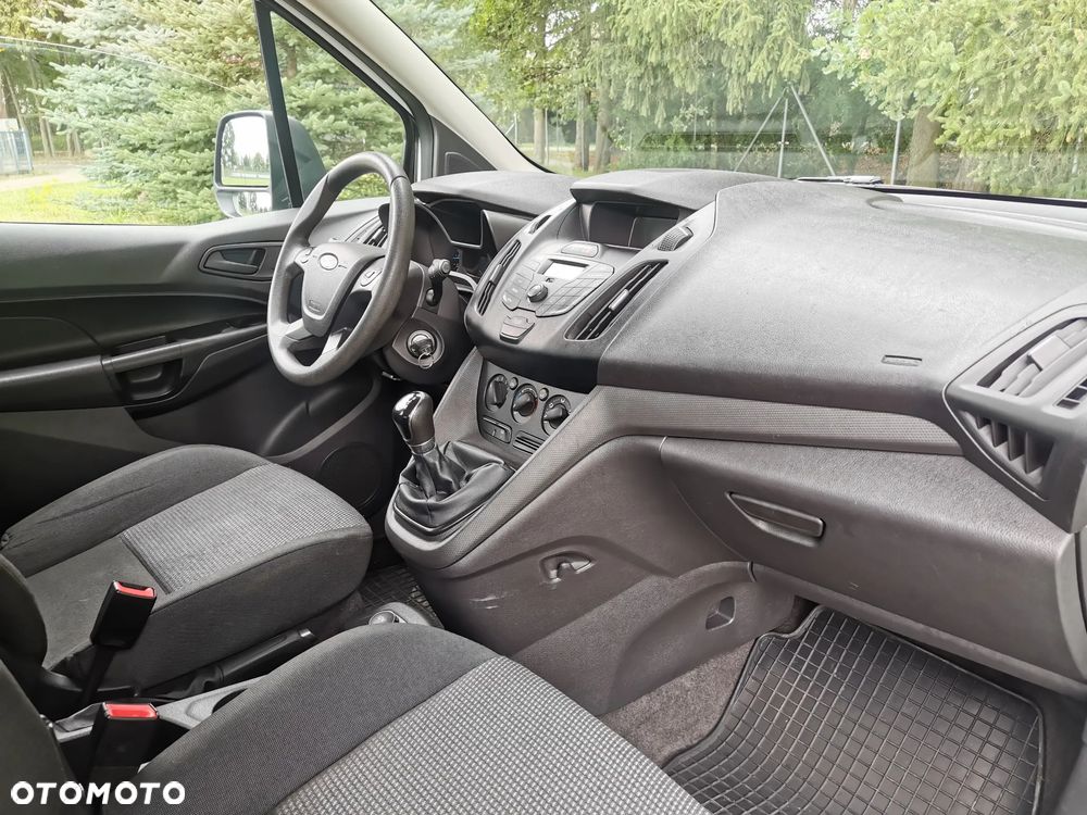 Ford Transit Connect - 13