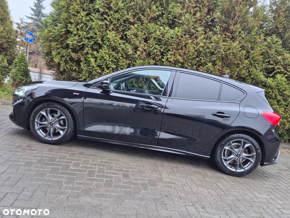 Ford Focus 1.5 EcoBlue STart-Stopp-System ST-LINE - 4