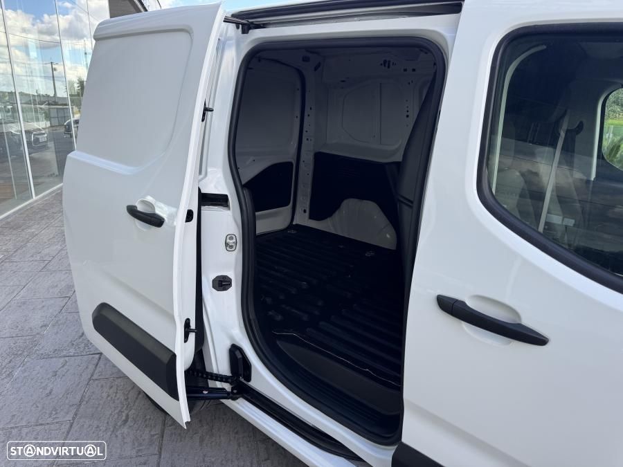 Opel Combo 1.5 CDTi 102cv L1H1 Enjoy 3 Lug. c/IVA DEDUTÍVEL - 7