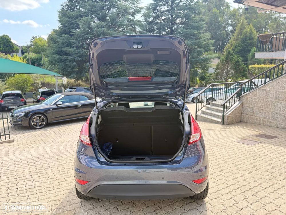 Ford Fiesta 1.0 T EcoBoost Titanium - 30