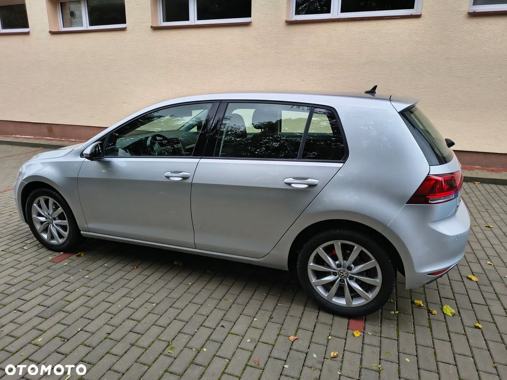 Volkswagen Golf 1.6 TDI BlueMotion Comfortline - 12