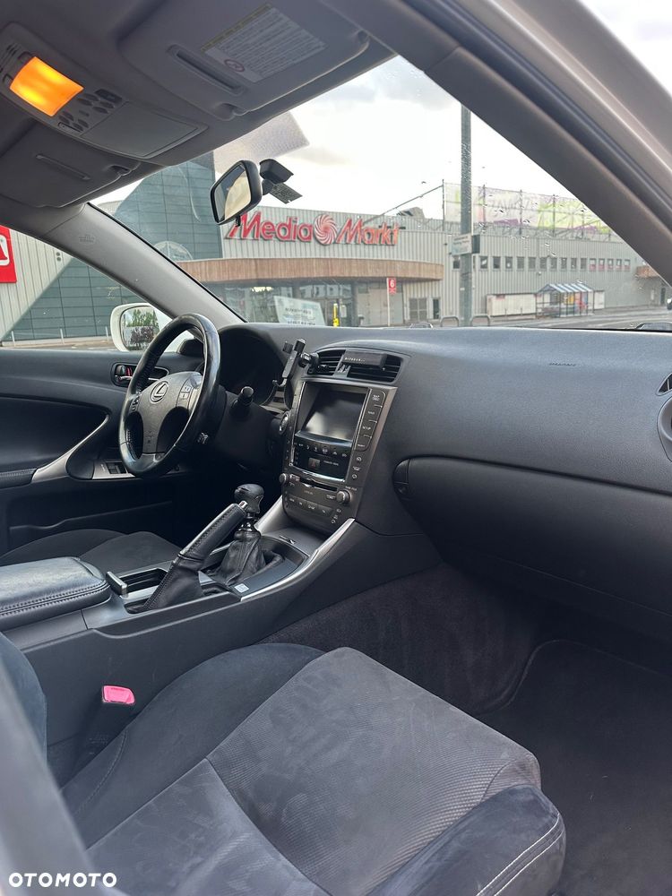 Lexus IS 220 D Sport - 8