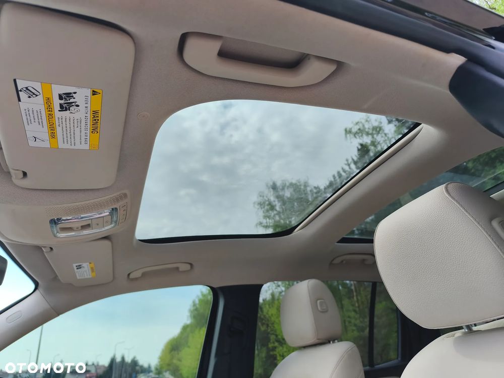 Mercedes-Benz GLB 250 8G-DCT Style - 14