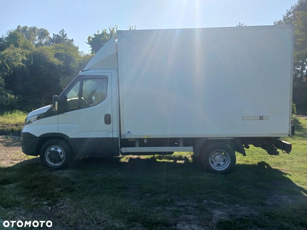Iveco Daily 35C15 3.0 150 KM 2017r  Izoterma Chłodnia Mroźnia Agregat - 10