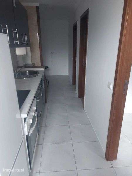 Casa térrea no Candal v.n.gaia - Grande imagem: 3/8