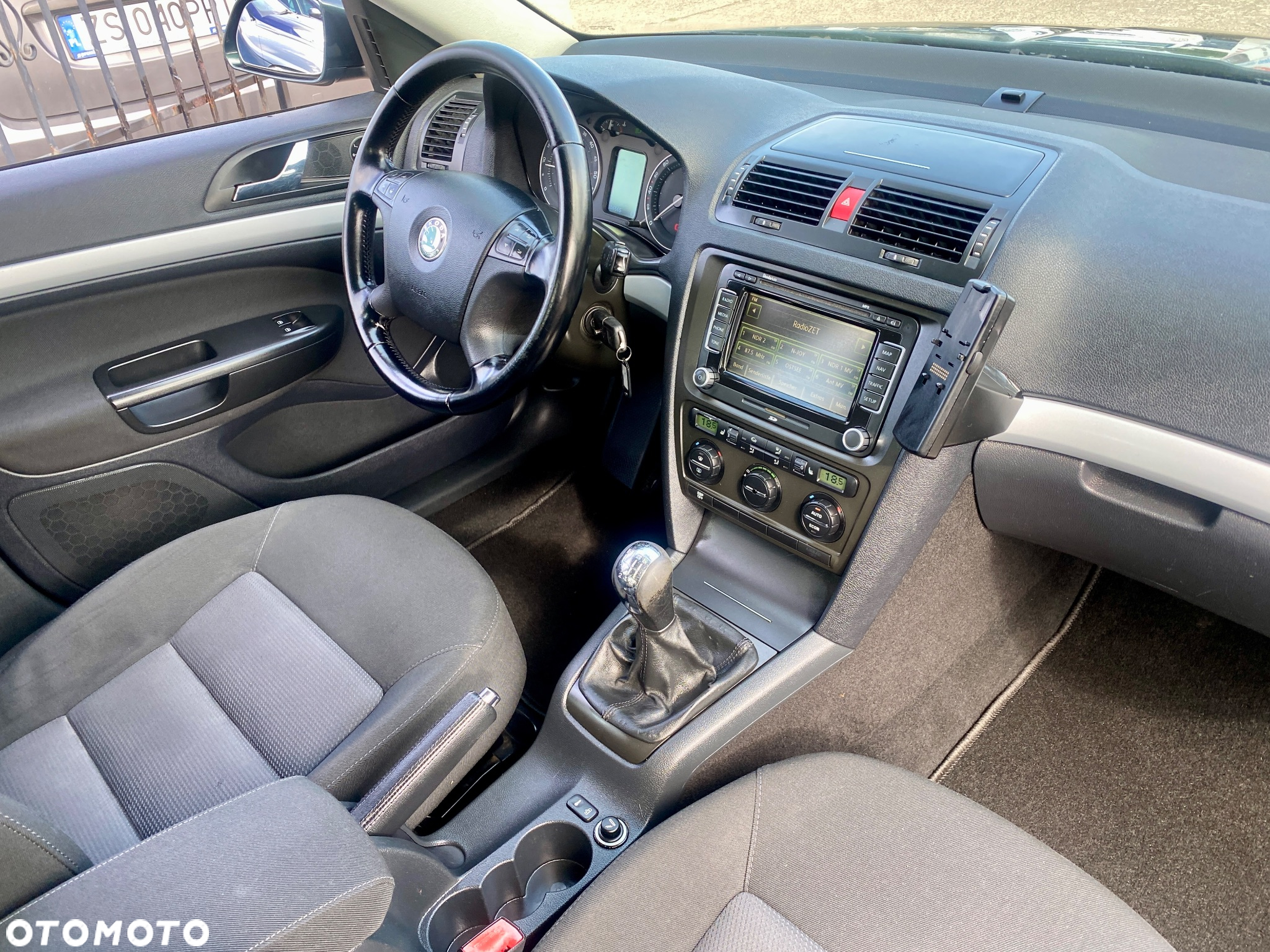 Skoda Octavia 2.0 TDI DPF Elegance - 35