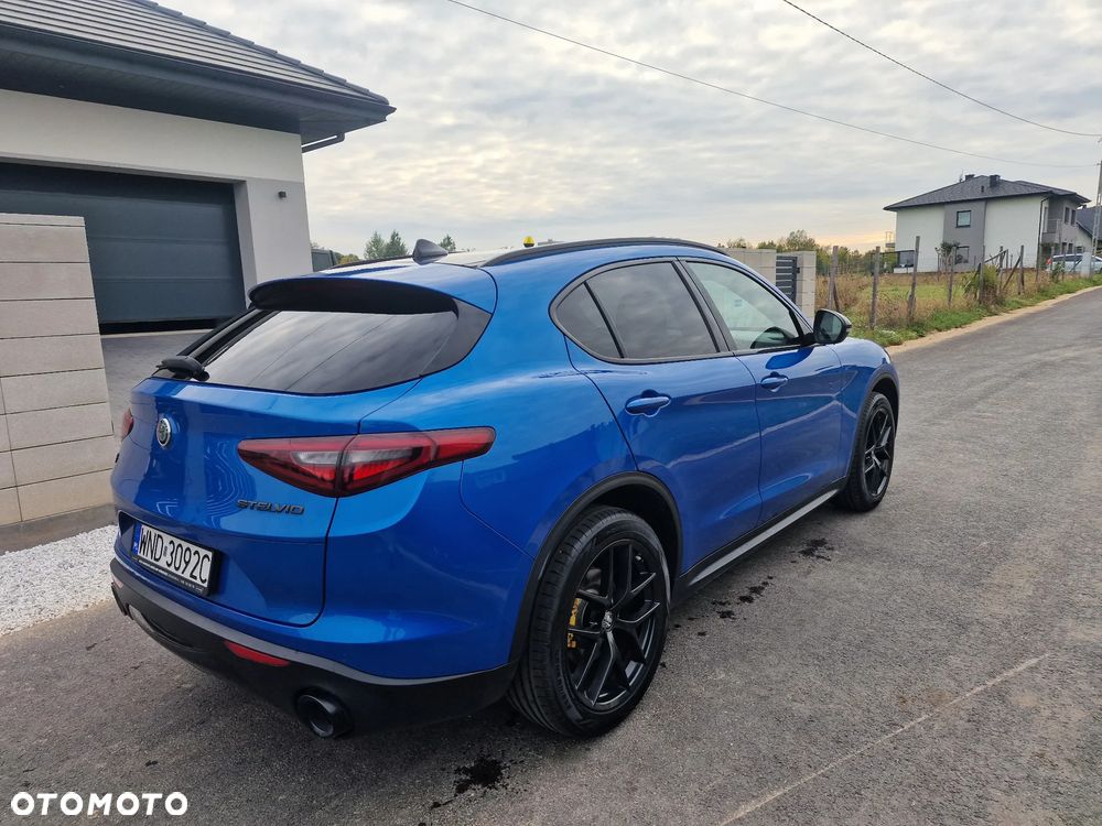 Alfa Romeo Stelvio 2.0 Turbo B-Tech Edition Q4 - 6