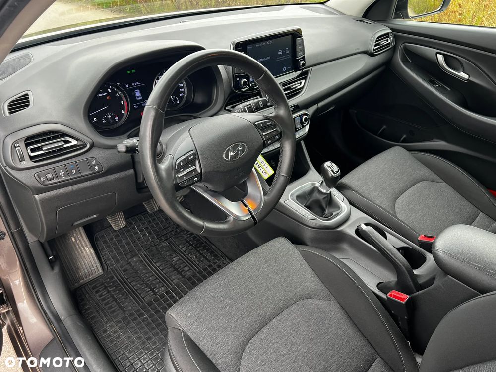 Hyundai i30 1.5 T-GDI 48V Smart - 19