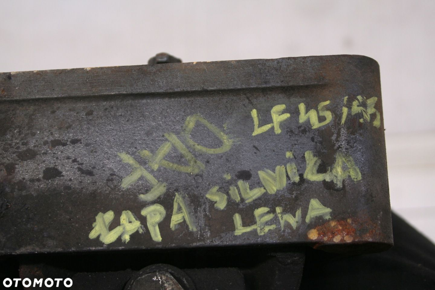 PODUSZKA ŁAPA SILNIKA LEWA DAF LF 45 55 - 3