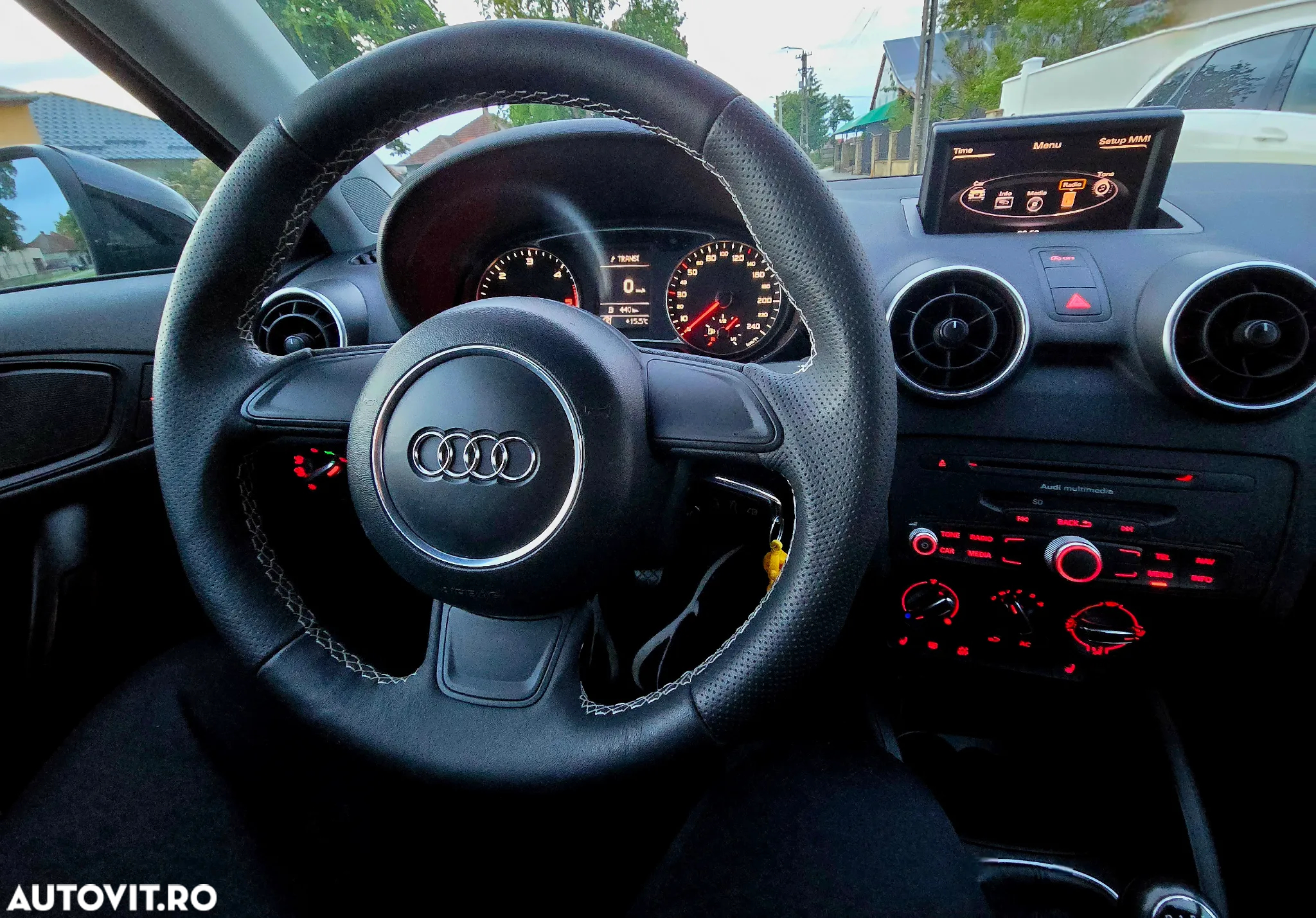 Audi A1 1.6 TDI Ambition - 16