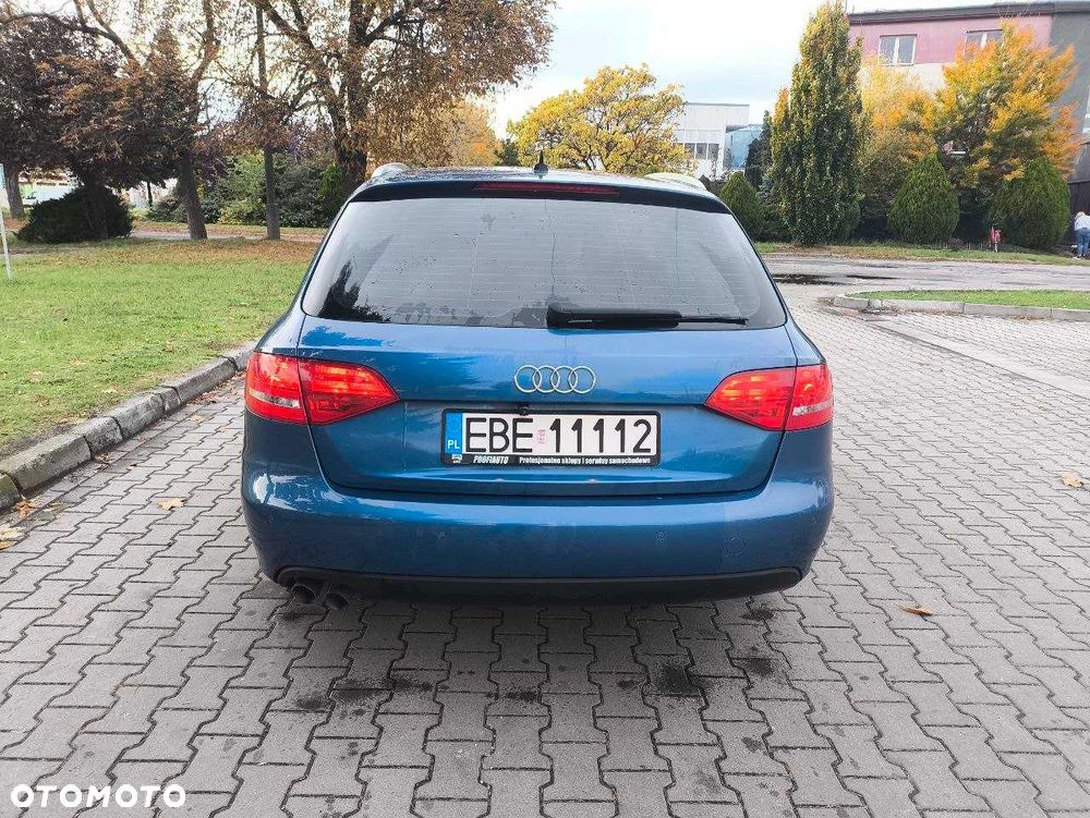 Audi A4 Avant - 5