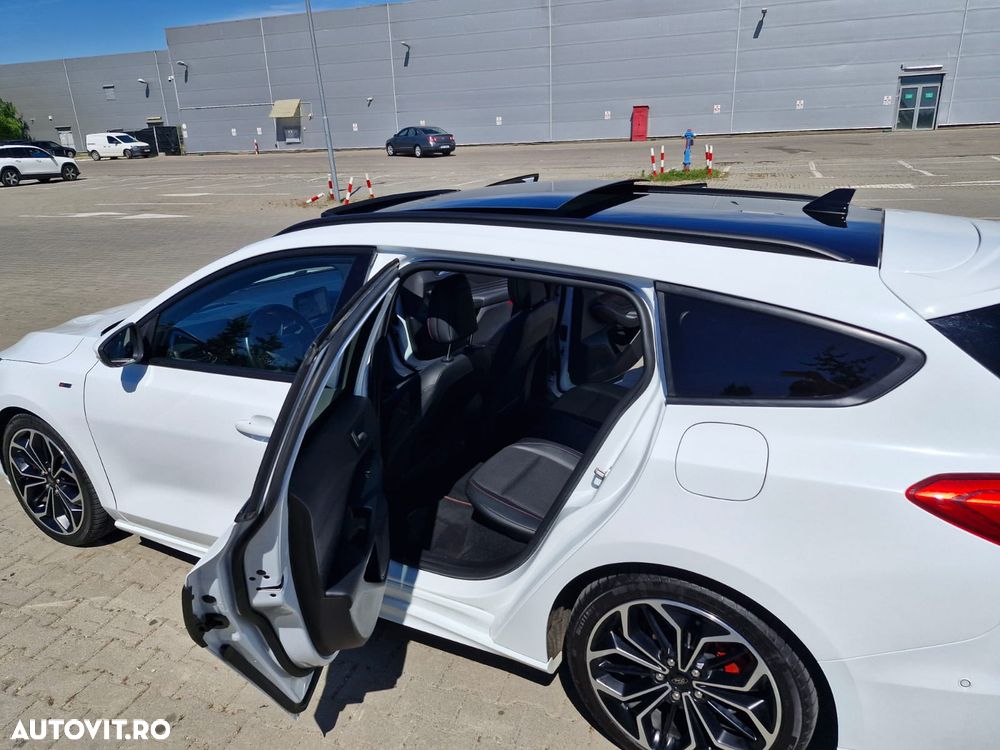 Ford Focus - 6