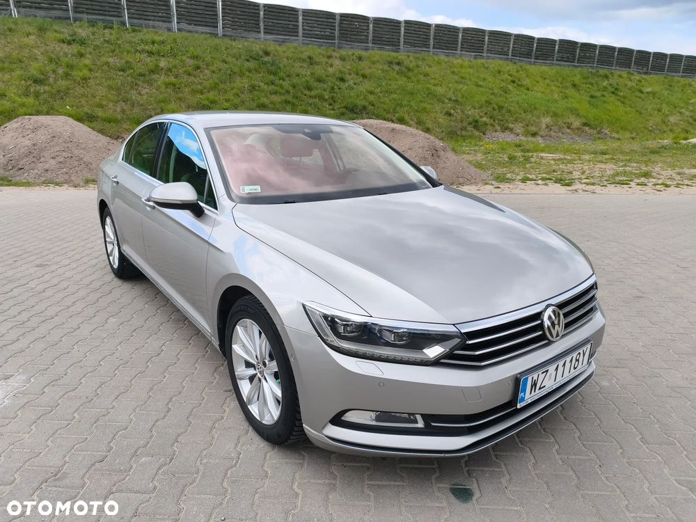 Volkswagen Passat 1.8 TSI BMT Highline DSG - 1