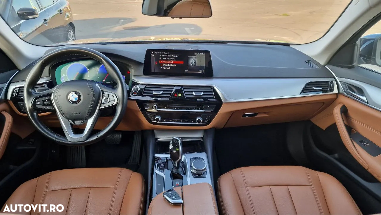 BMW Seria 5 518d AT - 3