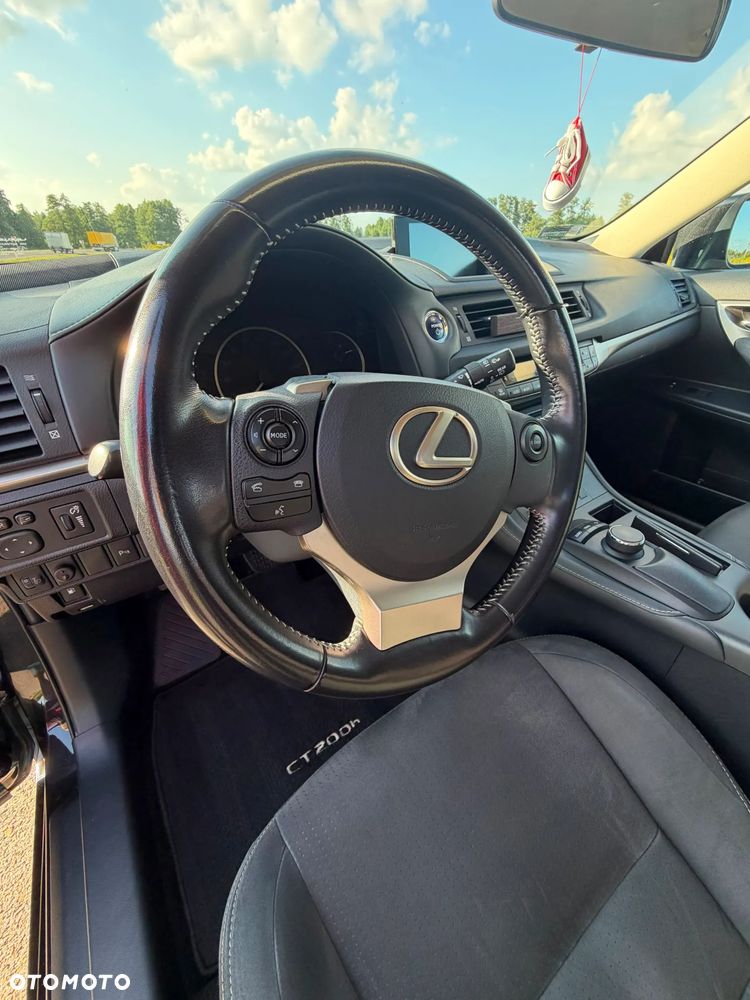 Lexus CT 200h Elegance - 2